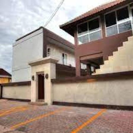 Gaing Mas Residence By Gaing Mas Group Jimbaran Exteriör bild